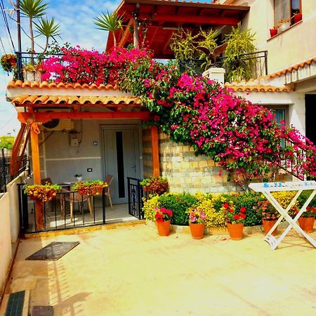 Villa Heljos Apartaments Vlorë Екстериор снимка