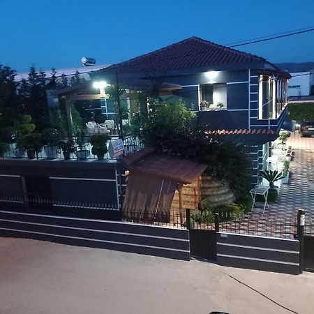 Villa Heljos Apartaments Vlorë Екстериор снимка
