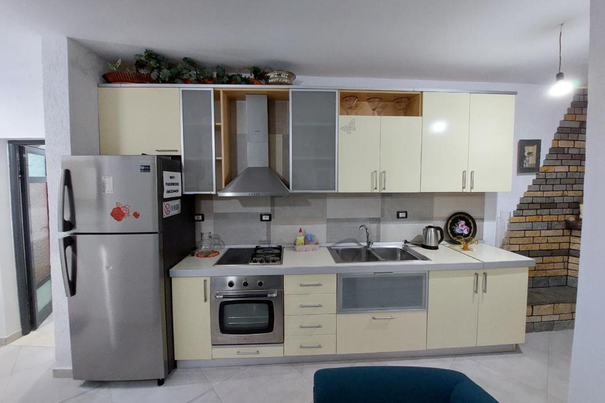 Villa Heljos Apartaments Vlorë Екстериор снимка