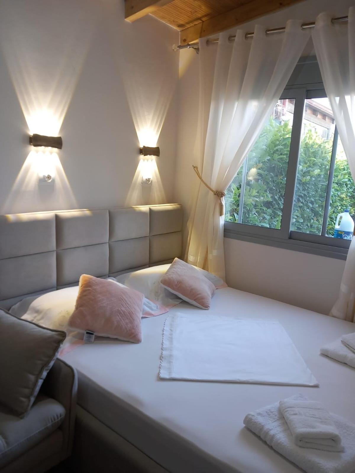 Villa Heljos Apartaments Vlorë Стая снимка