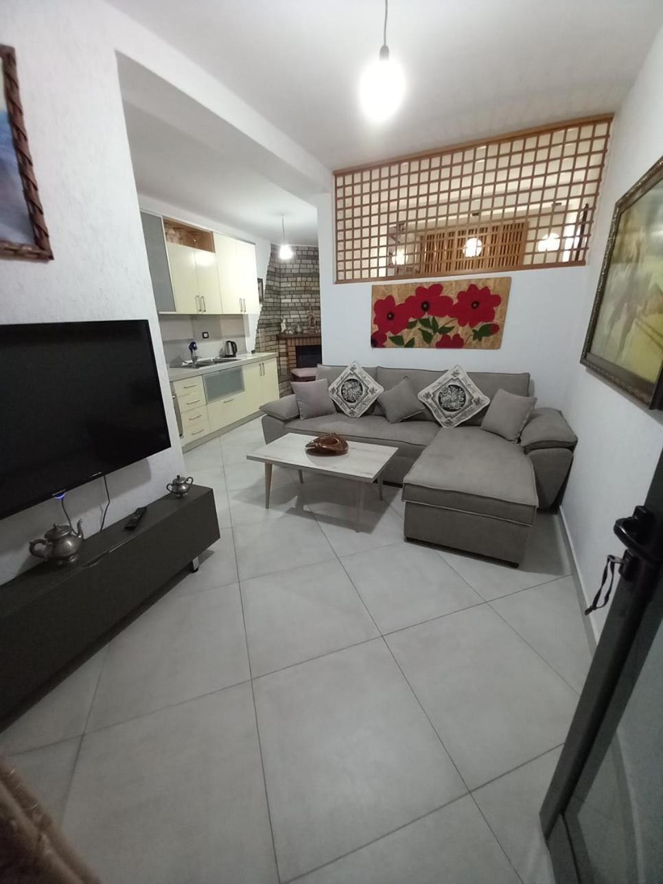 Villa Heljos Apartaments Vlorë Екстериор снимка