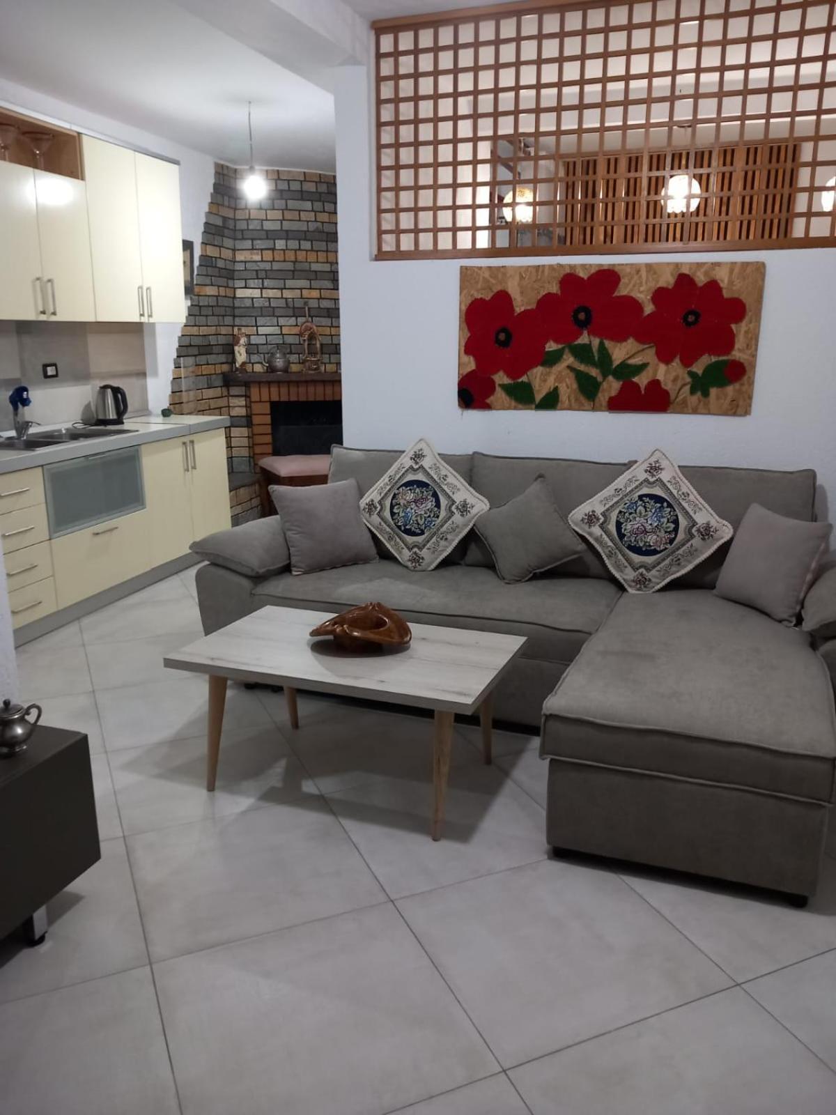 Villa Heljos Apartaments Vlorë Екстериор снимка