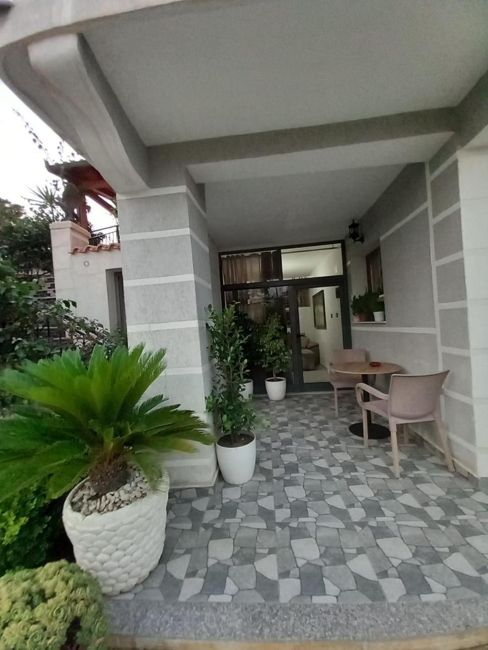 Villa Heljos Apartaments Vlorë Стая снимка