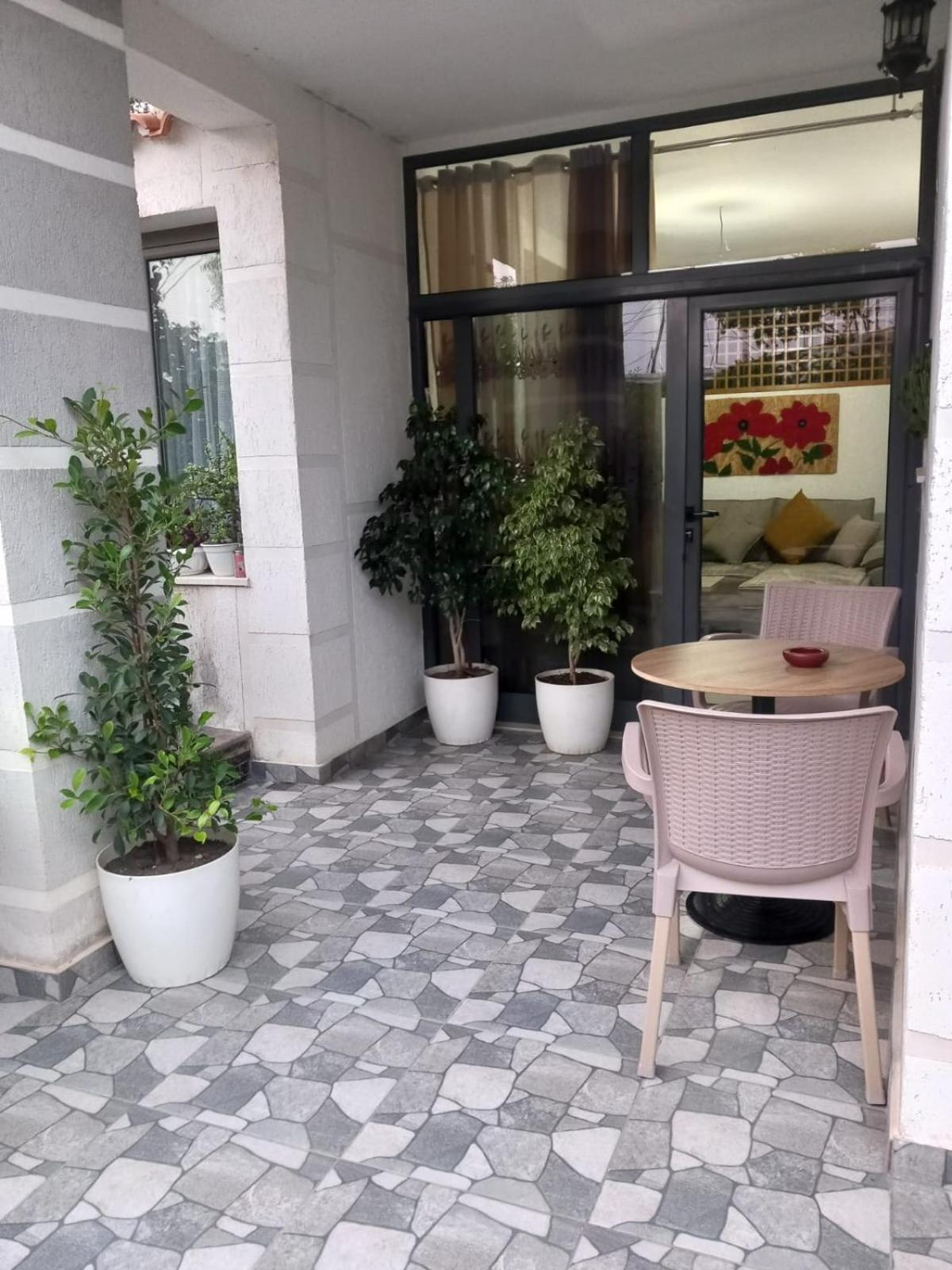 Villa Heljos Apartaments Vlorë Стая снимка