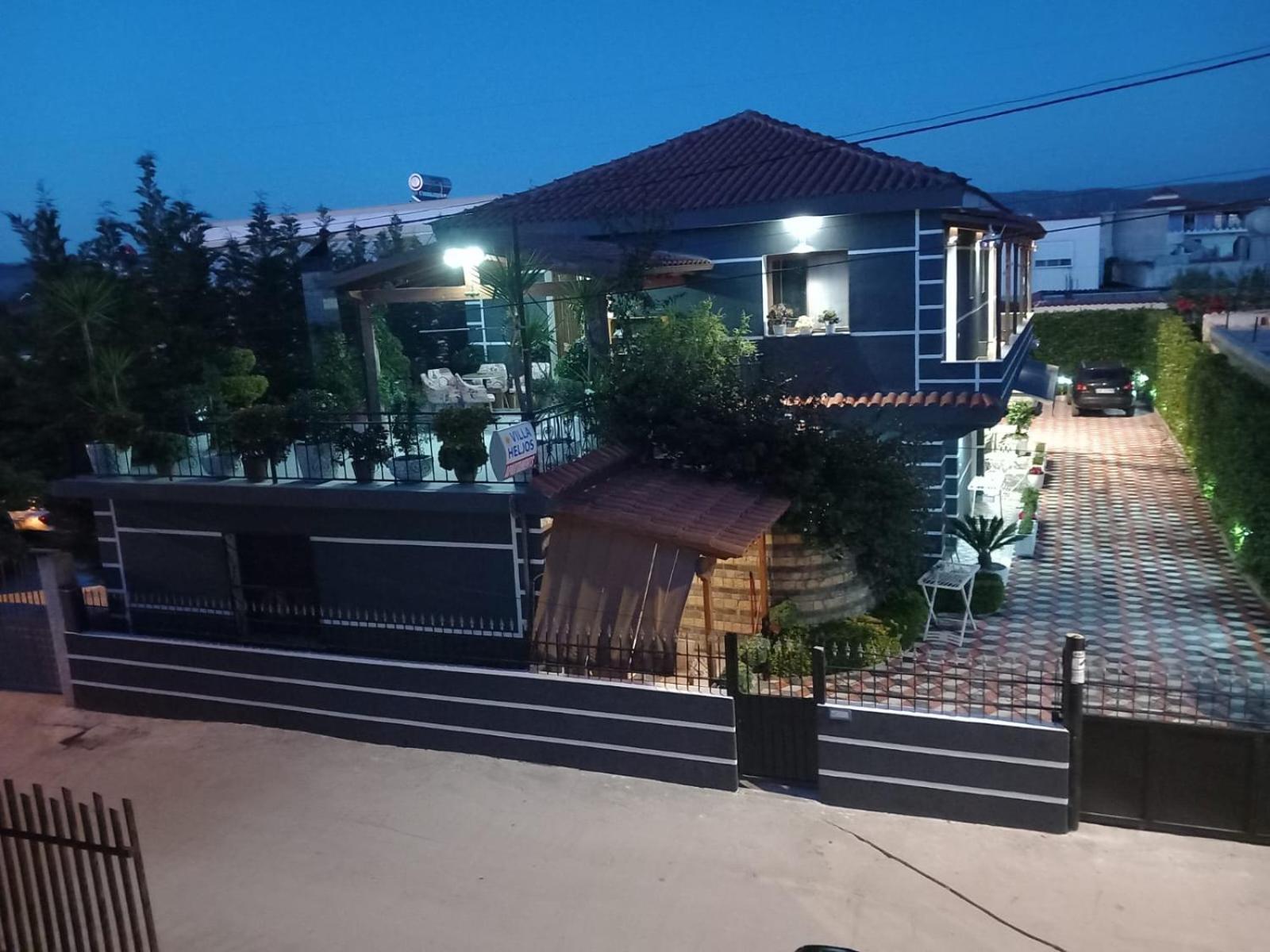 Villa Heljos Apartaments Vlorë Екстериор снимка